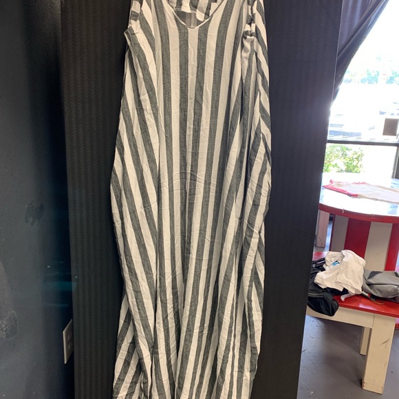 It’s Been a While Striped Gray & White maxi dress - Picture 2 of 4